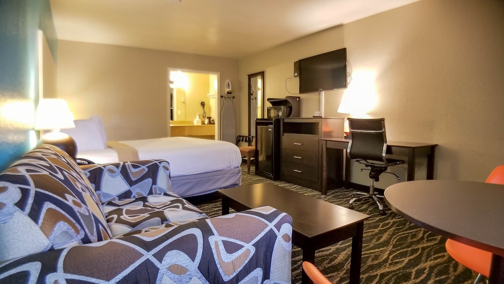 Howard Johnson by Wyndham Houston Hobby Airport 28/61