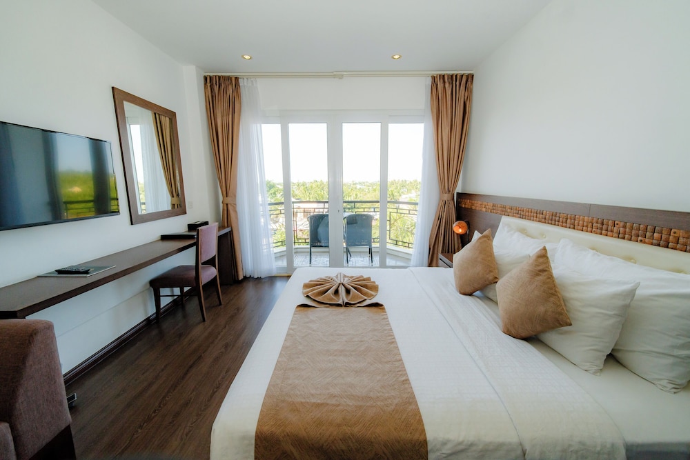 Ben Tre Riverside Resort 21/71