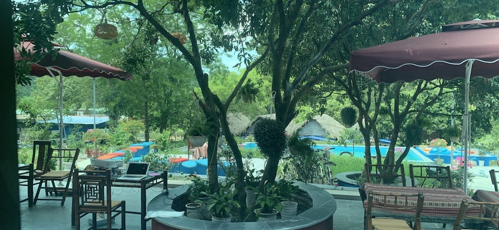 Catba Papillon Garden Bungalow & Resort 31/50