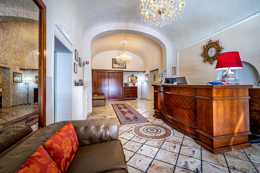 Hotel Minerva 4/55