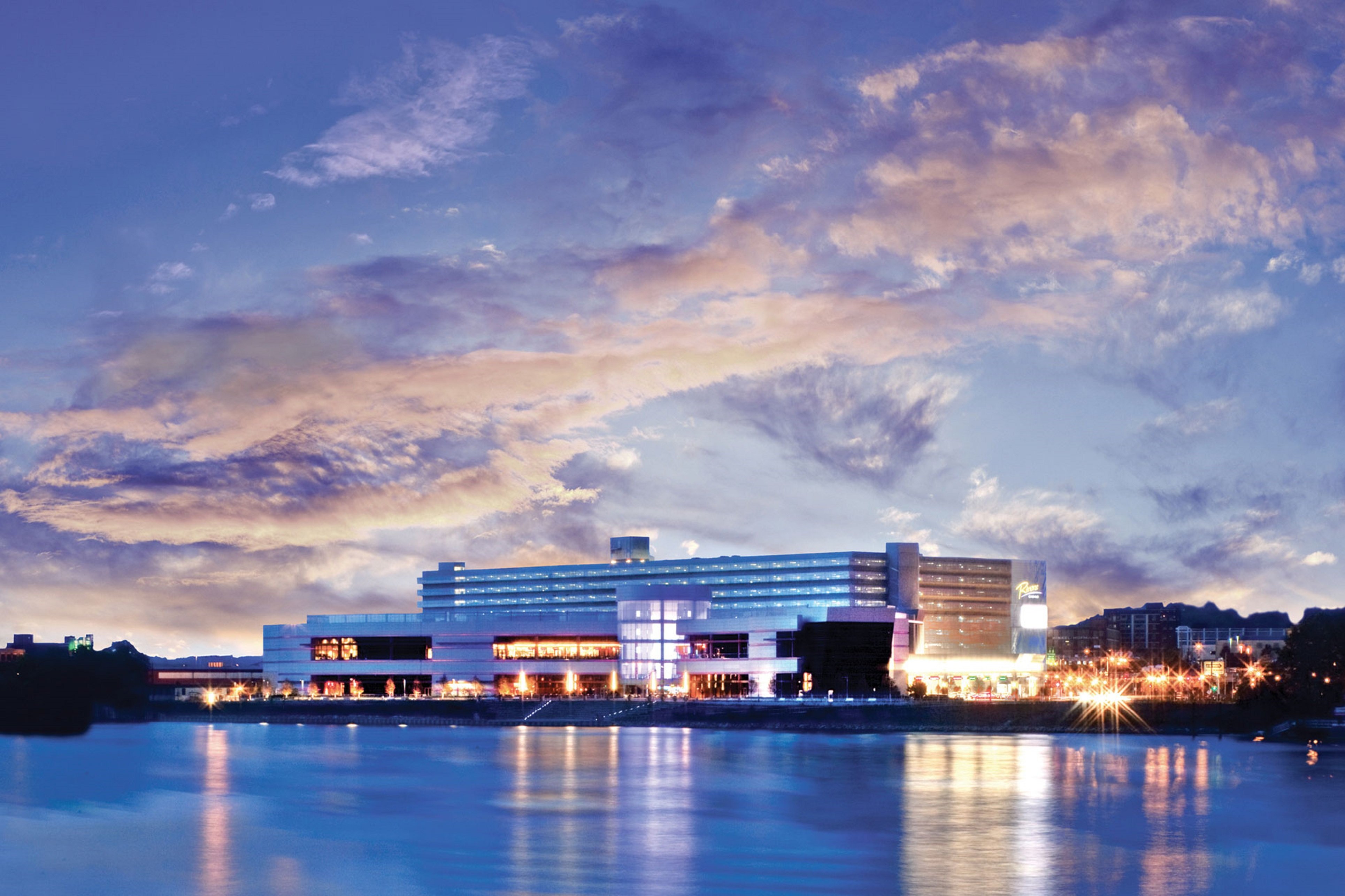Holiday Inn Weirton Steubenville Area an IHG Hotel 70/78