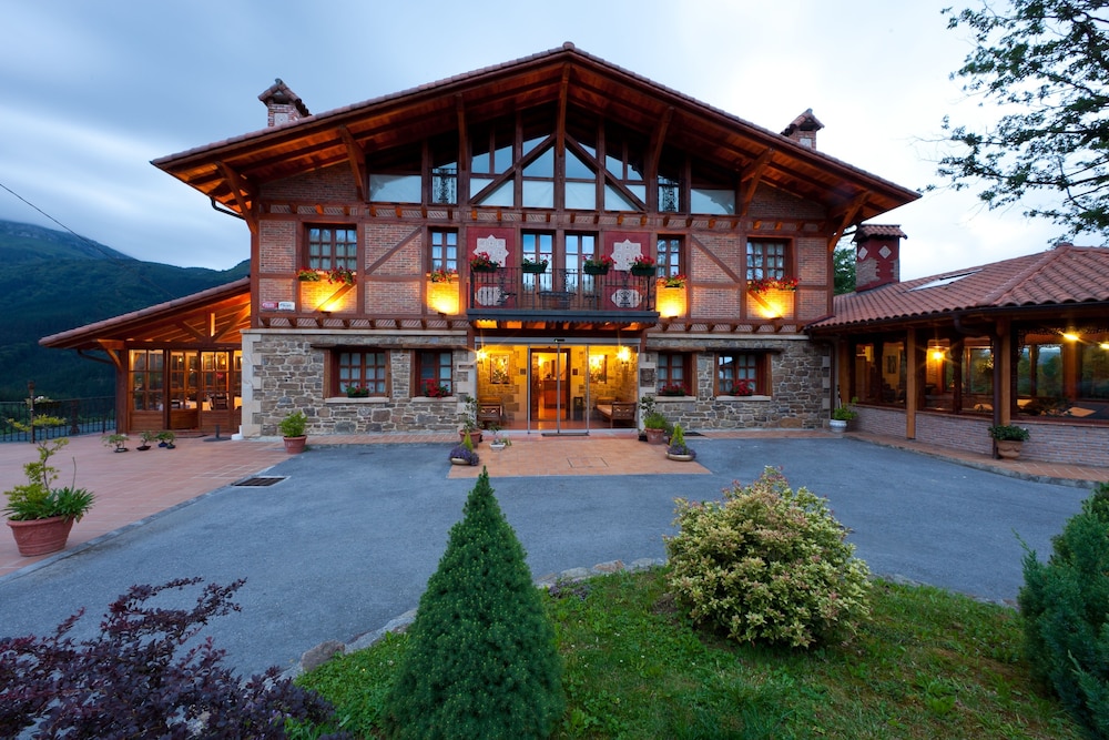 Hotel The Originals and Spa Etxegana 3/70