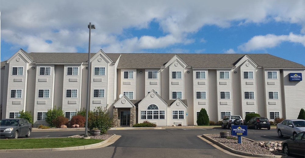 Microtel Inn Suites By Wyndham Rice Lake 1/33