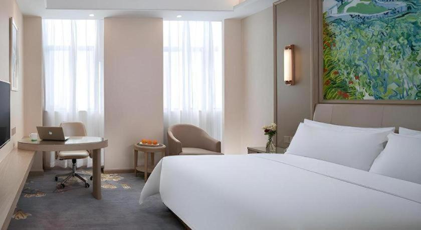 Vienna Hotel (Shenzhen Pingshan Longtian Small Town) 19/53