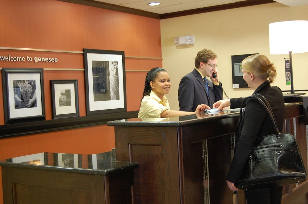 Hampton Inn Geneseo 3/54