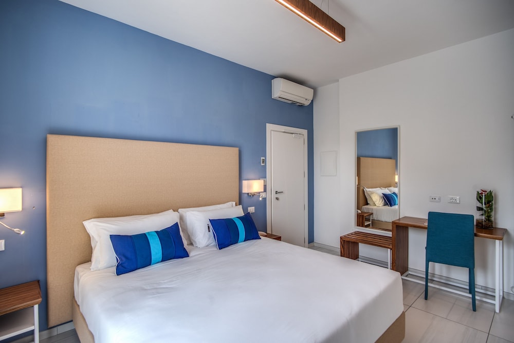 Hotel Florida Sorrento 41/80