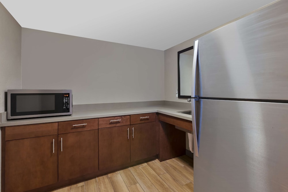 Hampton Inn Princeton 7/34