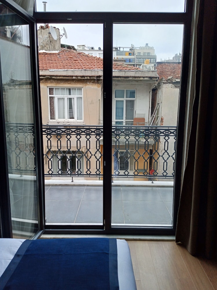 Taksim Bosphorus Hotel 28/50