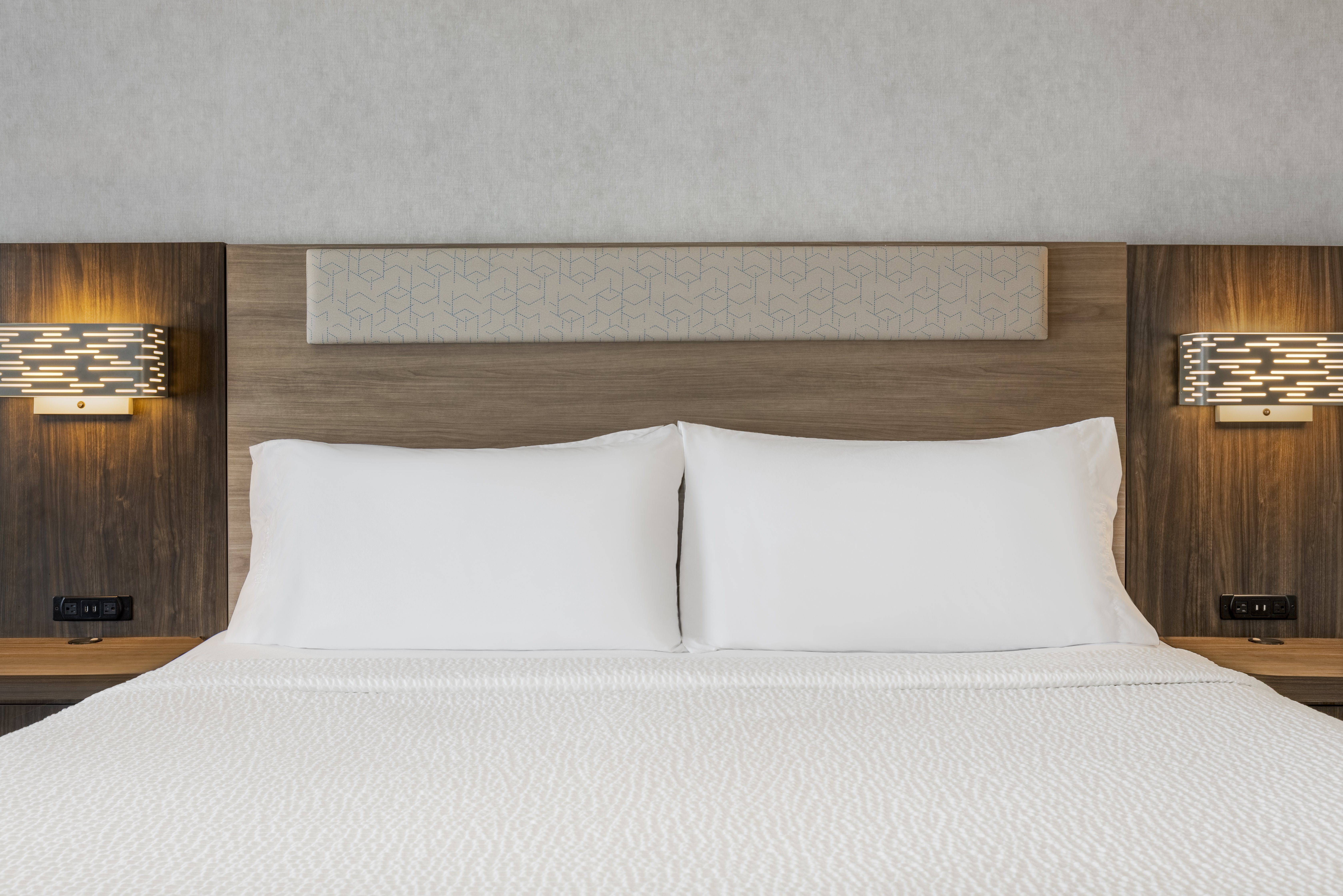Holiday Inn Express And Suites Ottawa East Orleans 34/70