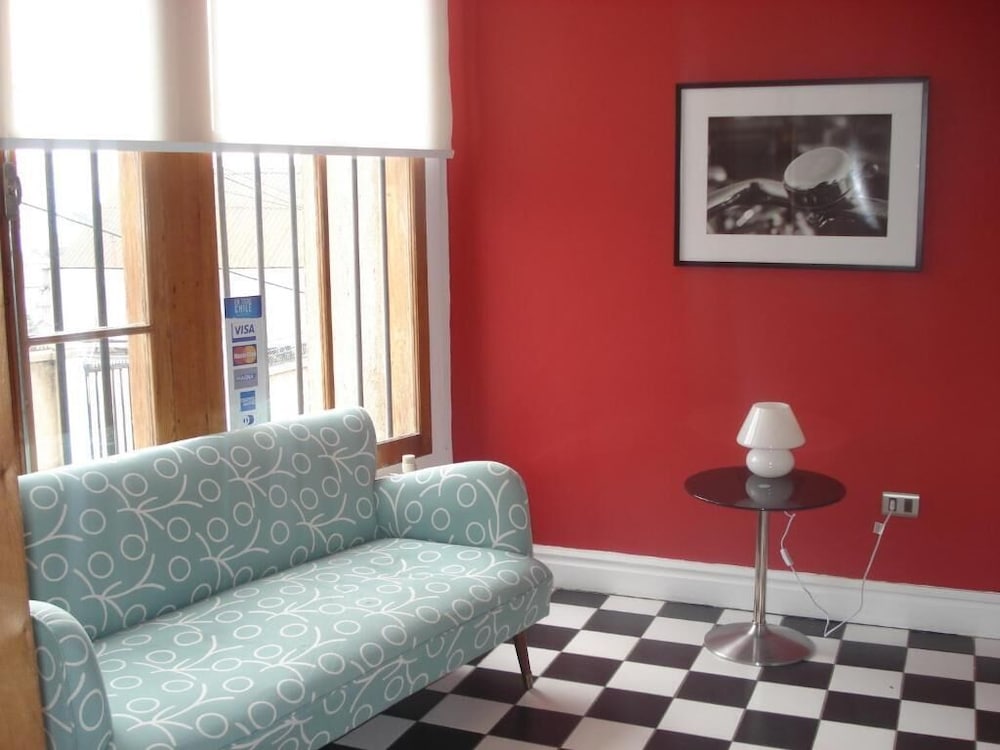 Ultramar Hotel 22/30