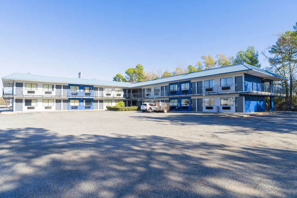 Xpress Inn & Extended Stay Marshall TX Near I-20 & Hwy 59 7/51