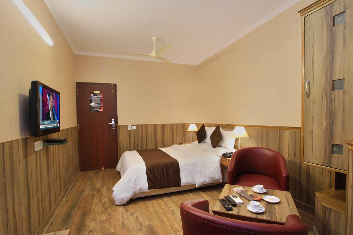 HOTEL EMPIRE INTERNATIONAL-CHURCH STREET 14/25