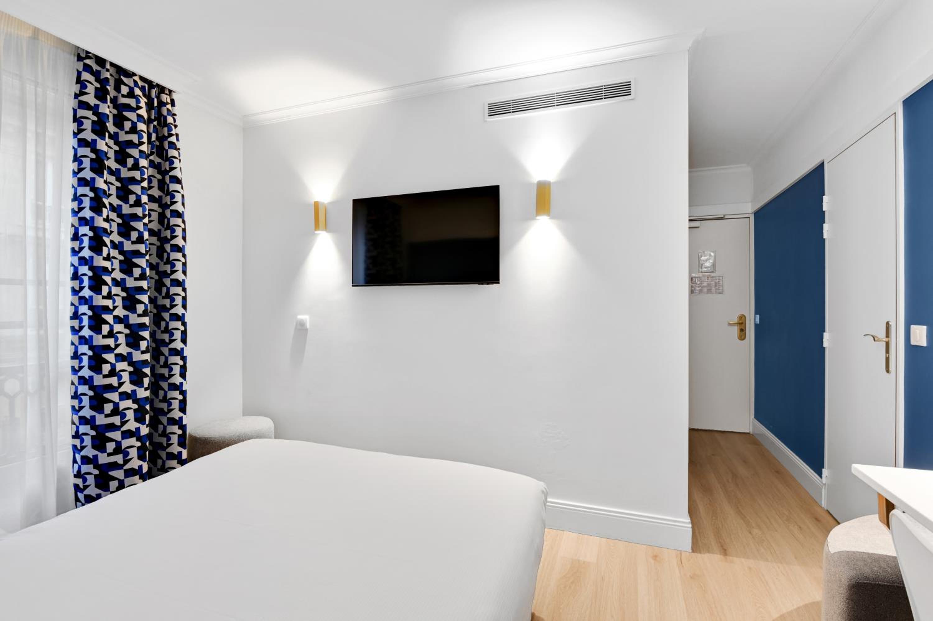 غرفة سوبيريور بسرير كوين، Elysees Opera Hotel 7/10