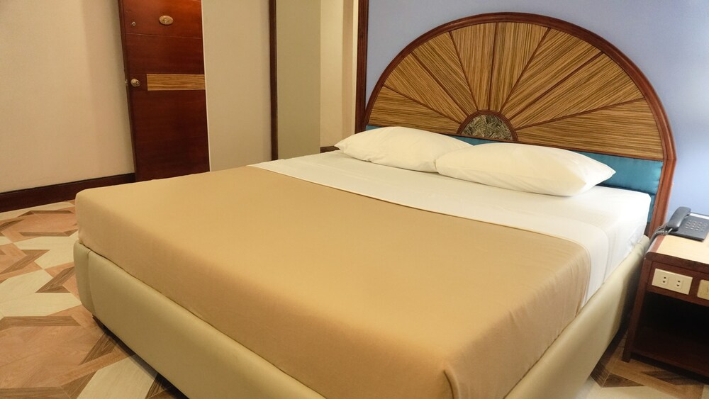 Hotel Valencia 12/36