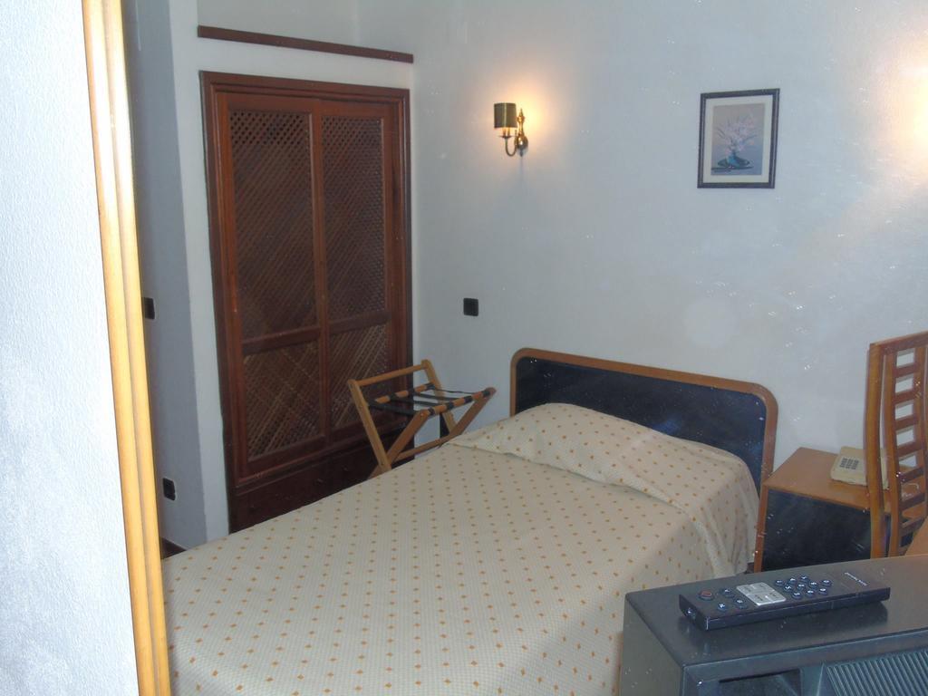 Hotel Cavaleiros De Cristo 30/50