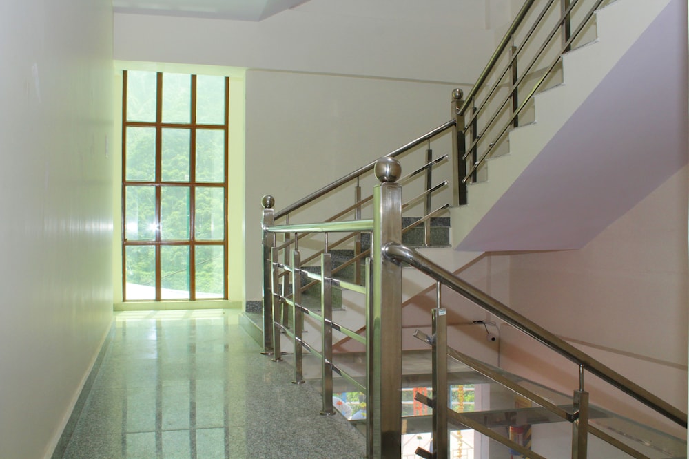 Yatrik Inn 42/56