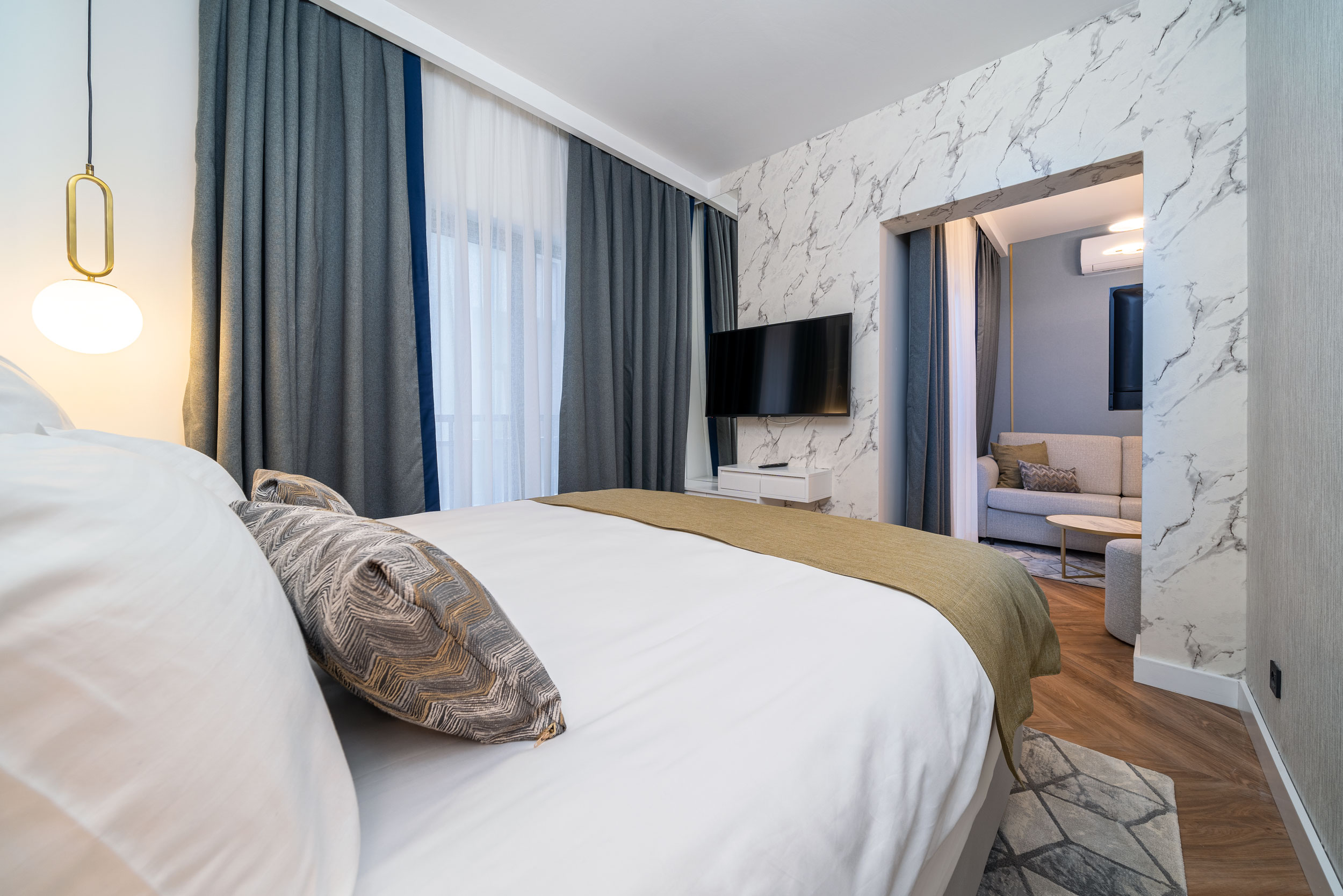 One Bedroom Apartment