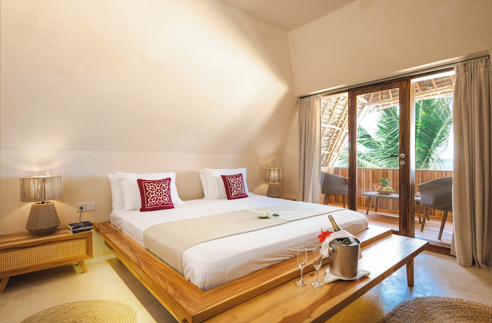 SUPERIOR SEA VIEW