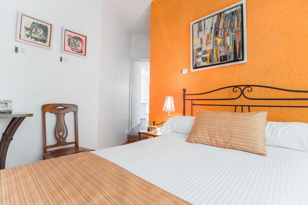 Portico Cultural Hotel 23/63