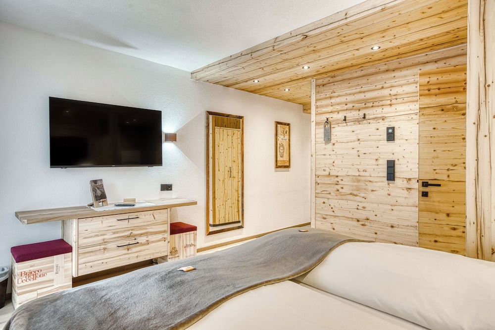 Alpenhotel Stolz 10/50