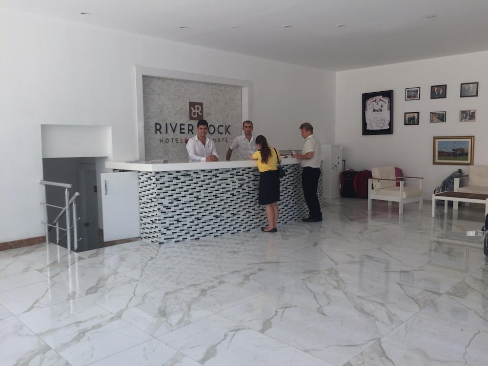 Olimpos Beach Hotel by RRH&R 6/66