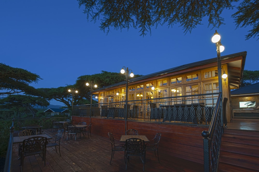 Karibu Camps and Lodges Lions Paw Ngorongoro 2/68