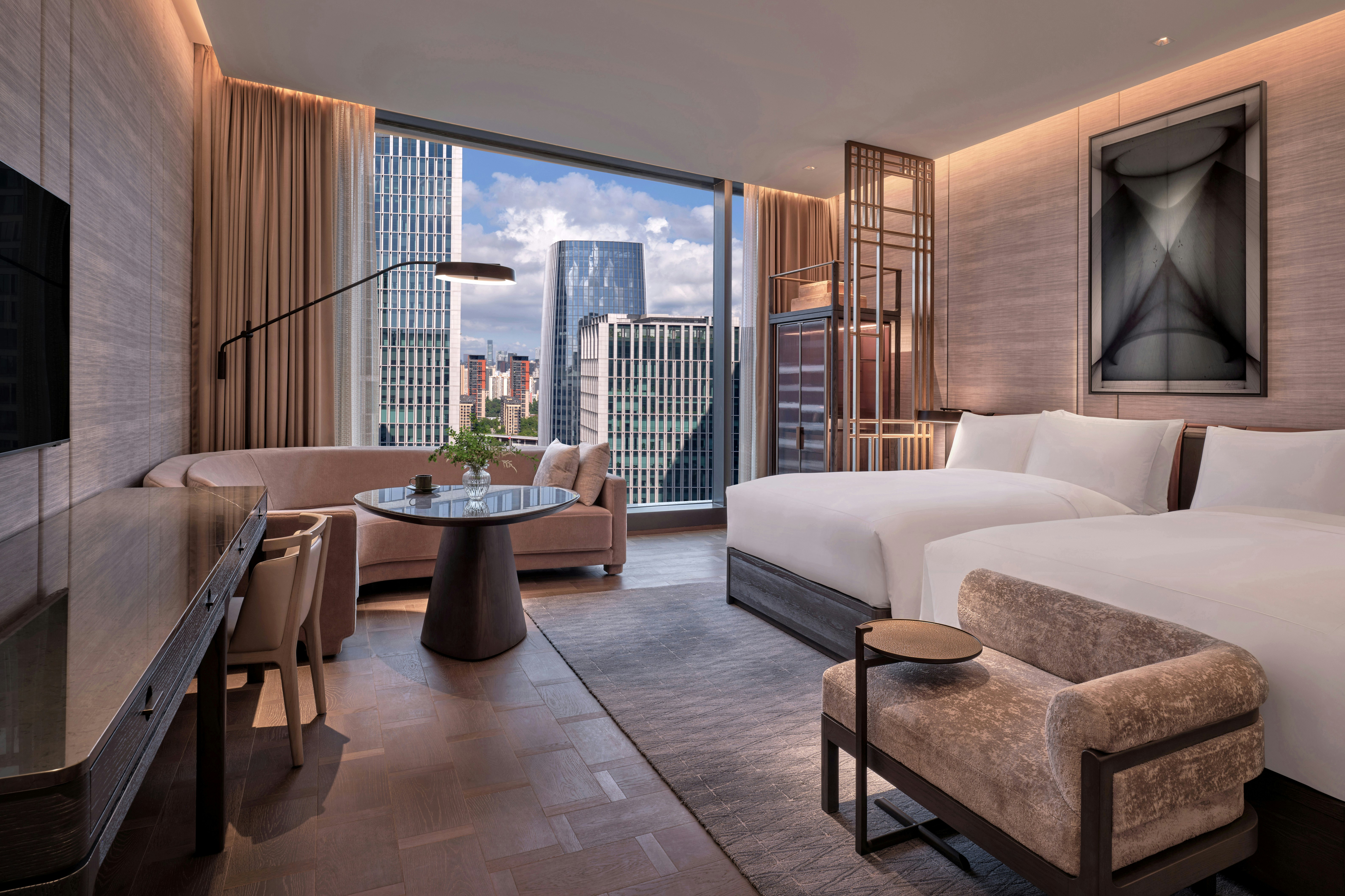 EXECUTIVE, TWIN BEDS