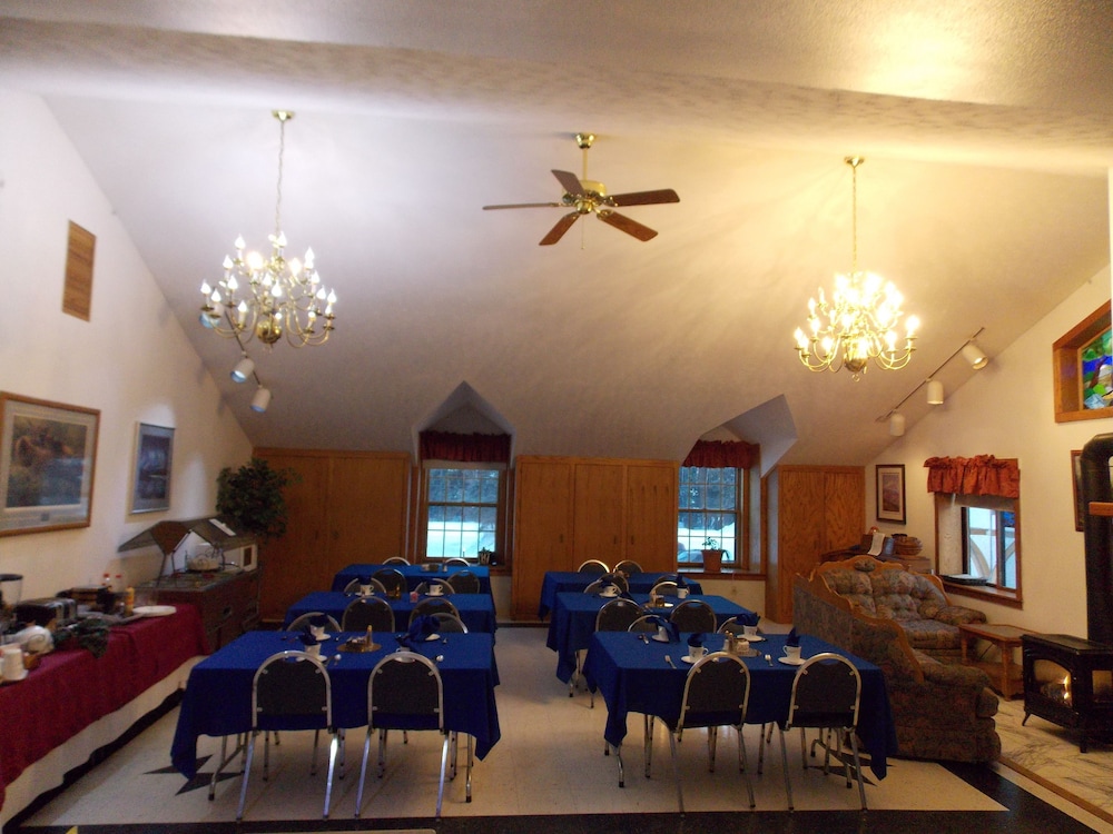 Fairbanks Extended Stay 46/50