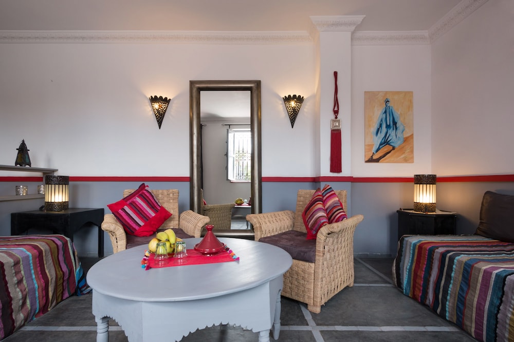 Riad Alegria 44/78