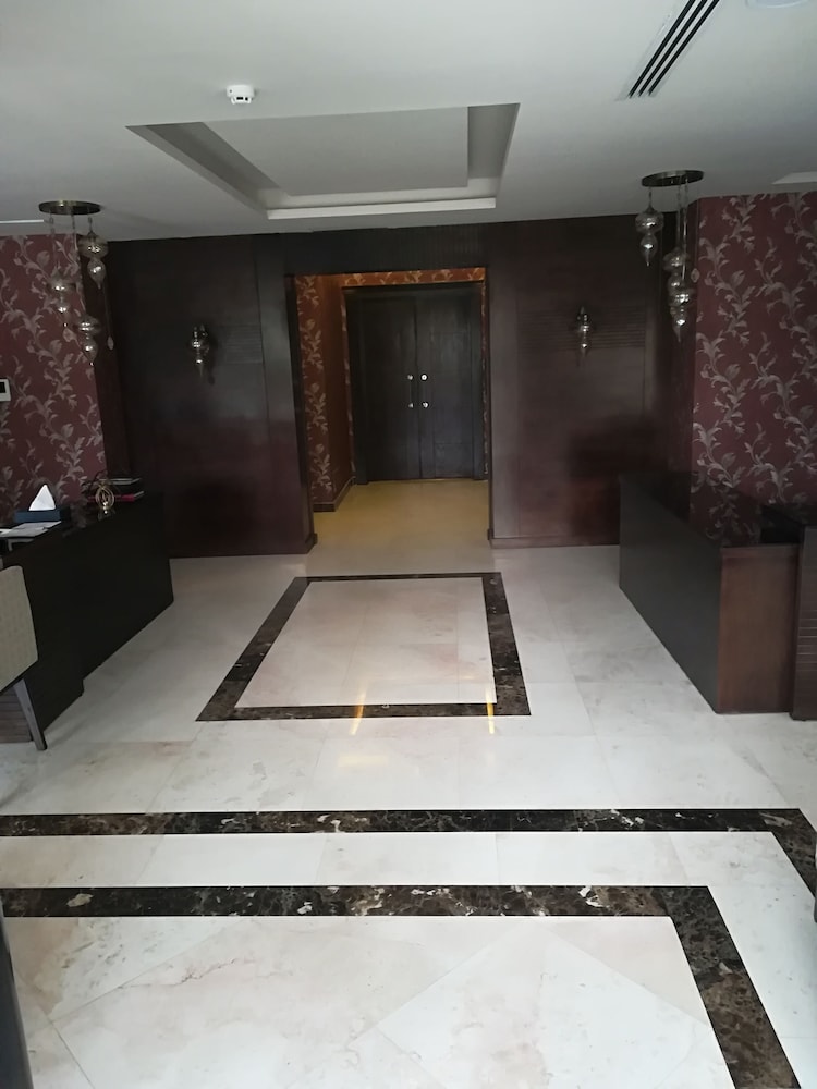 Shams al weibdeh hotel apartment 5/46