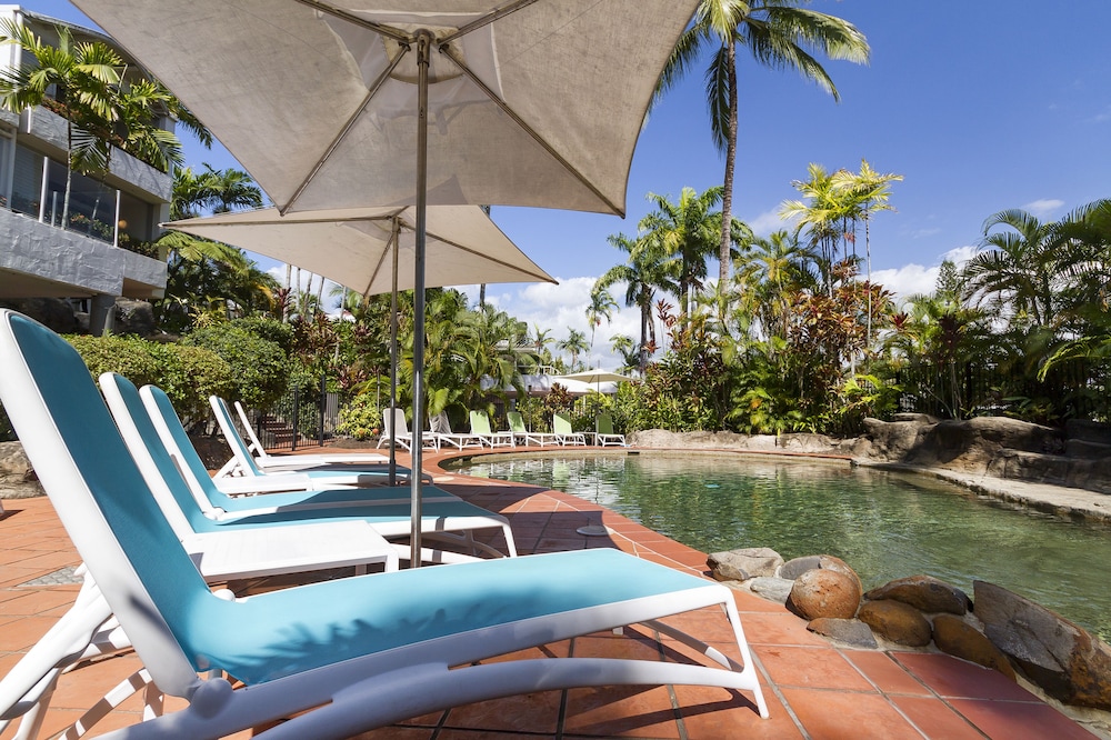Club Tropical Resort 25/50