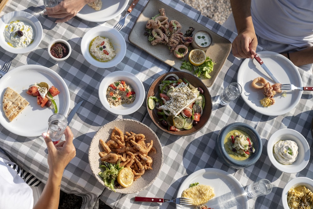 Patmos Aktis Suites And Spa 72/86