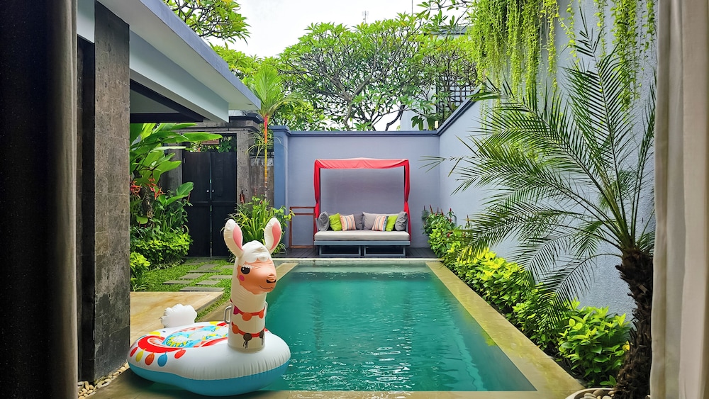 Seminyak Icon 33/70