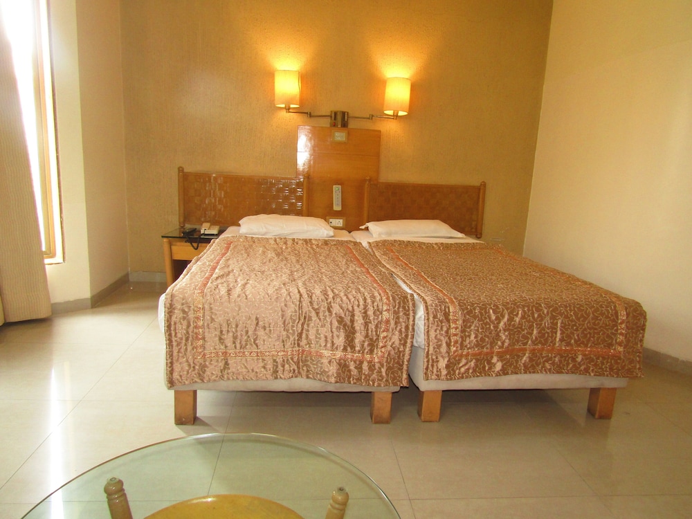 Hotel Orchard Pune 28/49