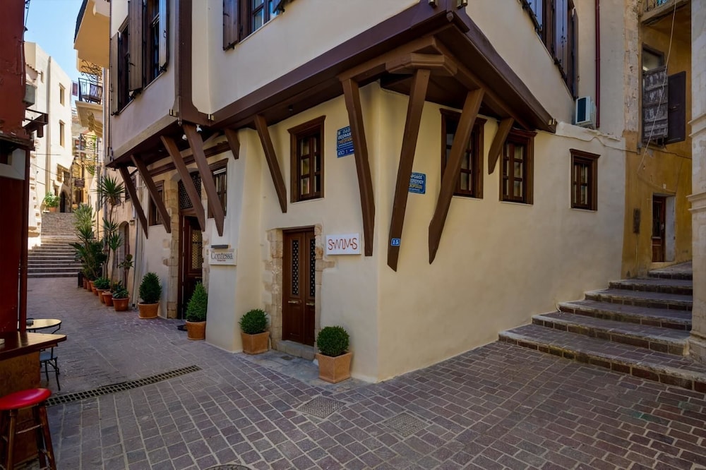 Contessa Boutique Hotel 61/65