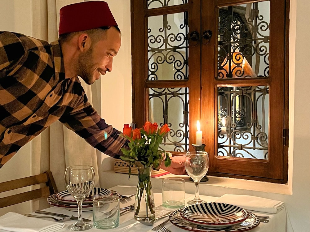 Riad Dar Zaman 7/69