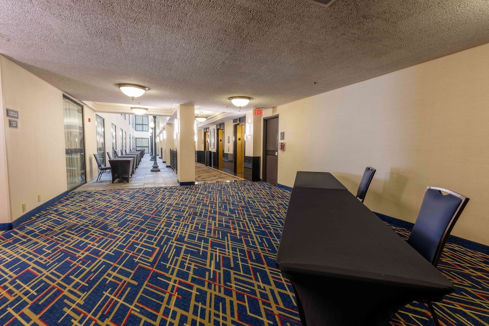 Drury Plaza Hotel St Louis At The Arch 1/50