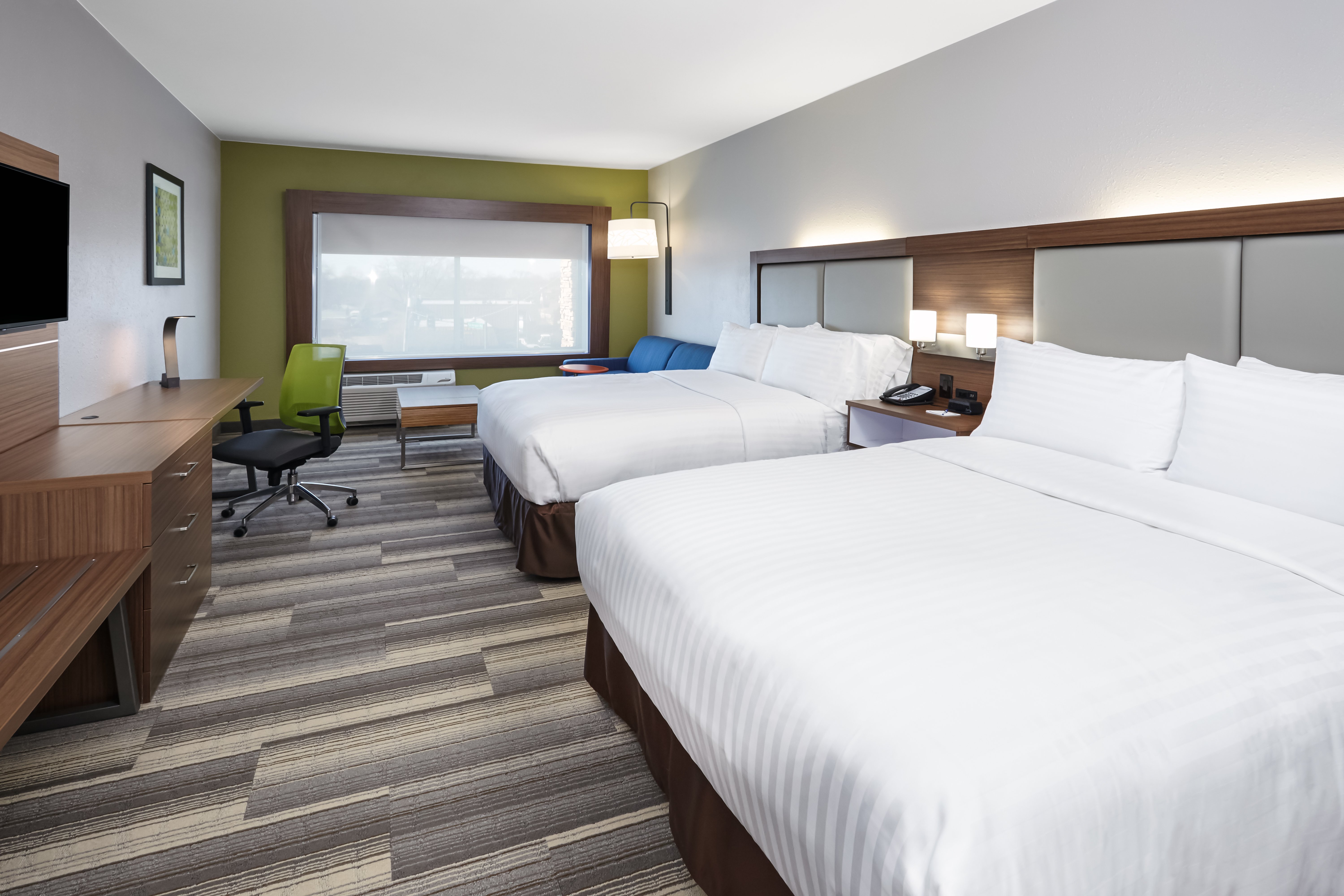 Holiday Inn Express And Suites Chicago North Shore Niles 20/57