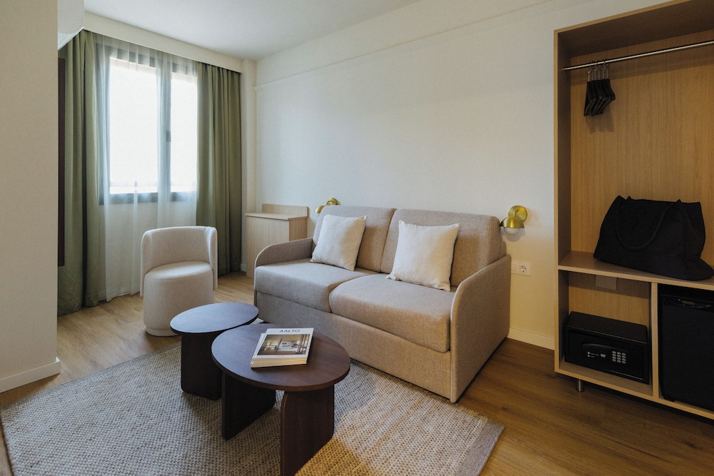 Atipico Madrid 34/50