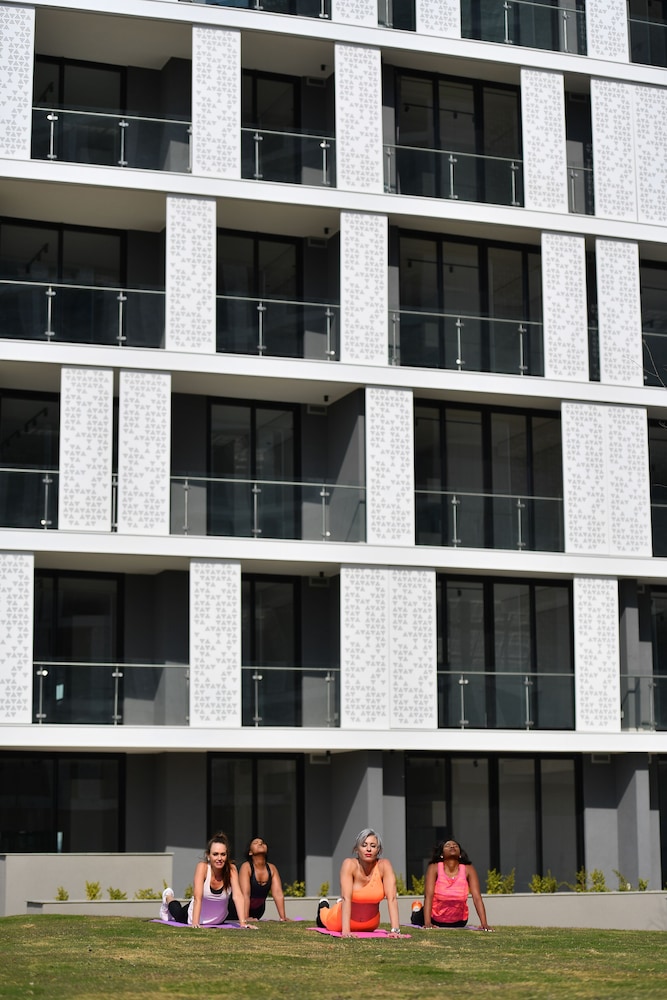 Ellipse Executive Apartment 1/50