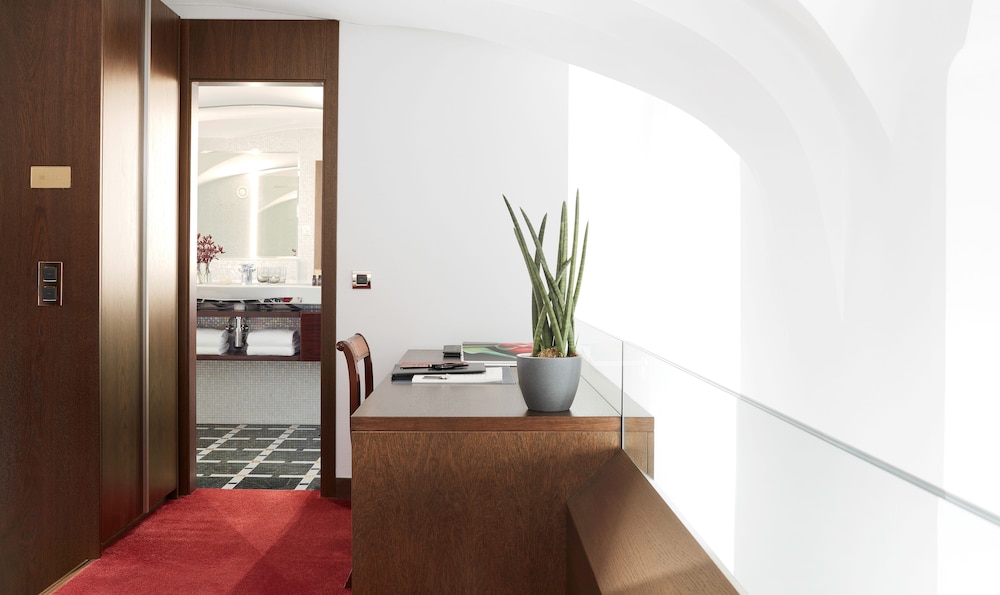 Lobby at Living Hotel de Medici By Derag, DUSSELDORF