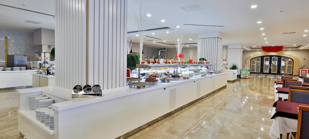 Calido Maris Hotel 12/60