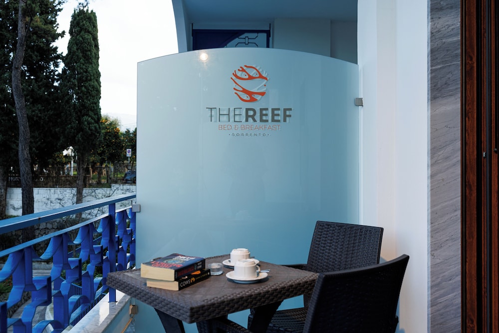 The Reef 38/50