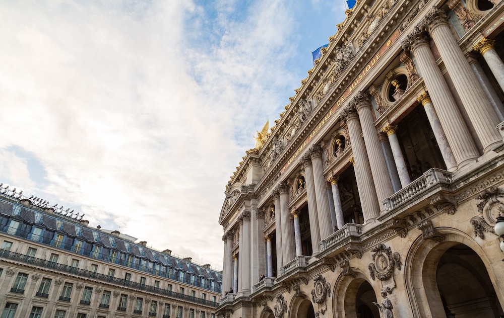 Le 12 Hotel in PARIS