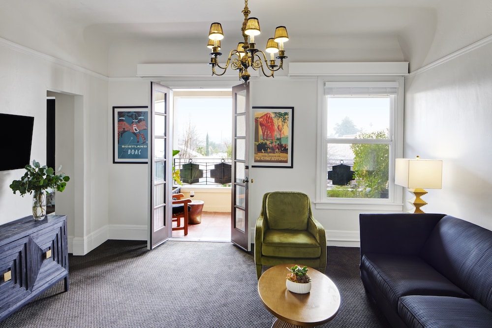 Mount View Hotel & Spa 43/57