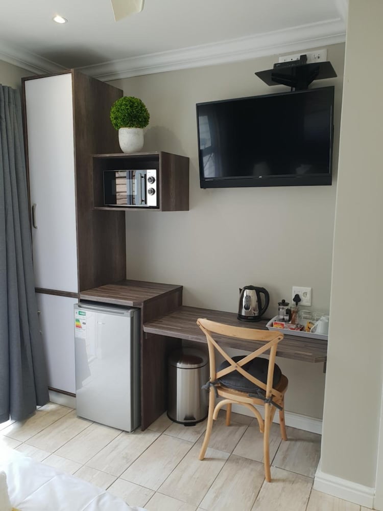 Reef View Bnb 28/50