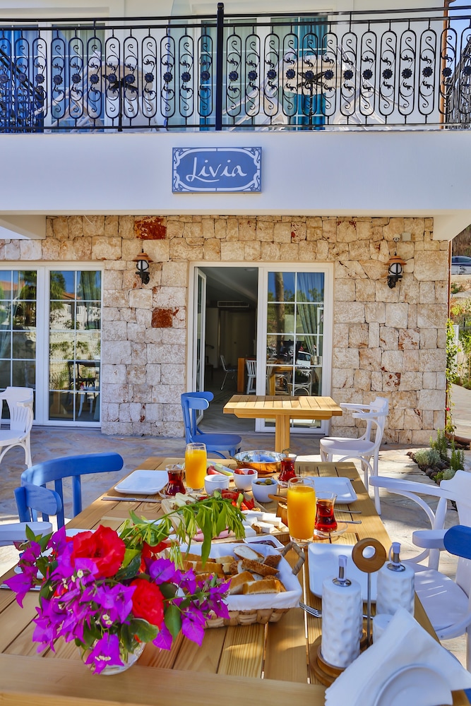 Livia Hotel 32/57