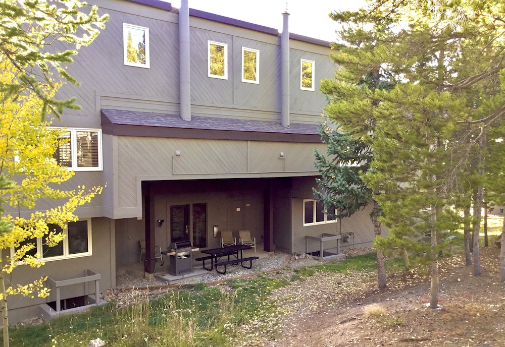 Gold Point Resort Breckenridge by Vacatia 2/50