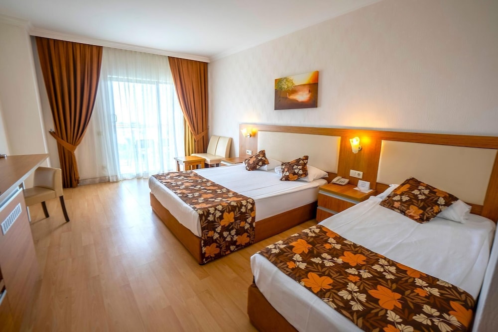 Cenger Beach Resort & Spa 14/50