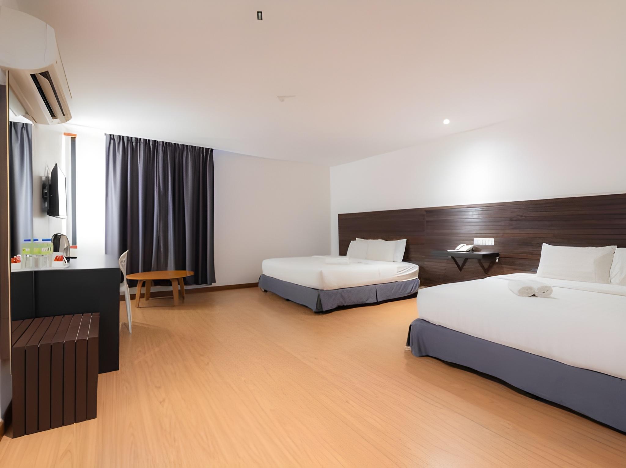 Vip, King Bed